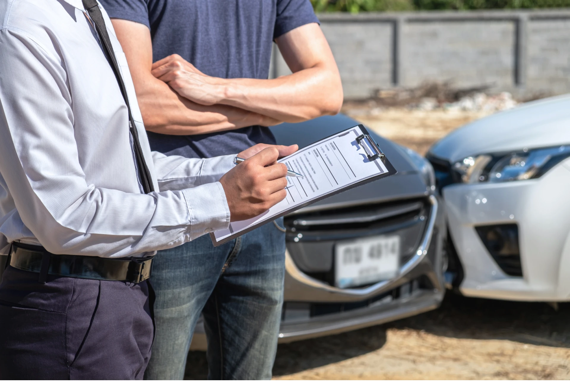 What to Do After an Accident: A Guide to Filing Car Insurance Claims