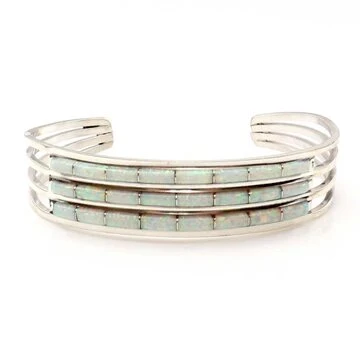 Bracelets - A Beautiful Ornament That Speaks History On Your Wrist!