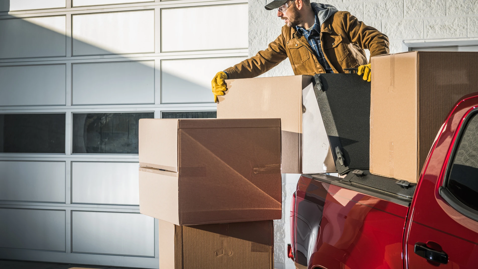 How to Save Money When Hiring Moving Companies in Richmond, VA