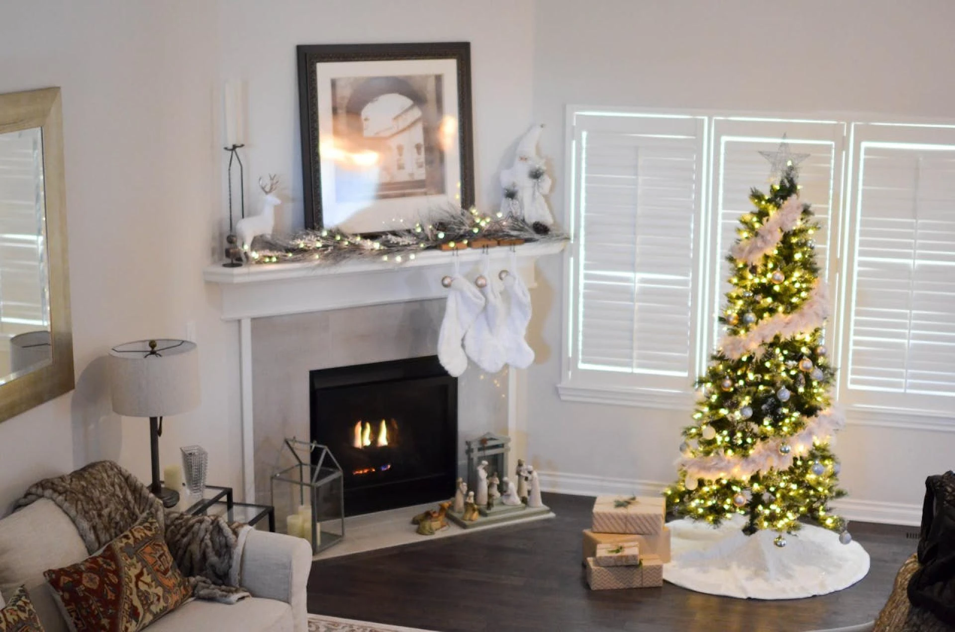 Enchant Your Home: Tips for Creating a Winter Wonderland with Lights