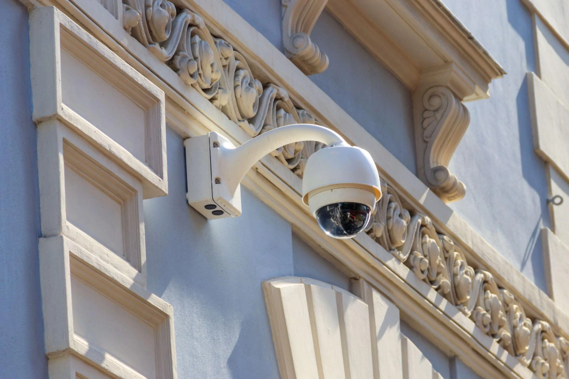 Expert Security for Industrial Sites: Tailored CCTV Plans by Closed Circuit Security