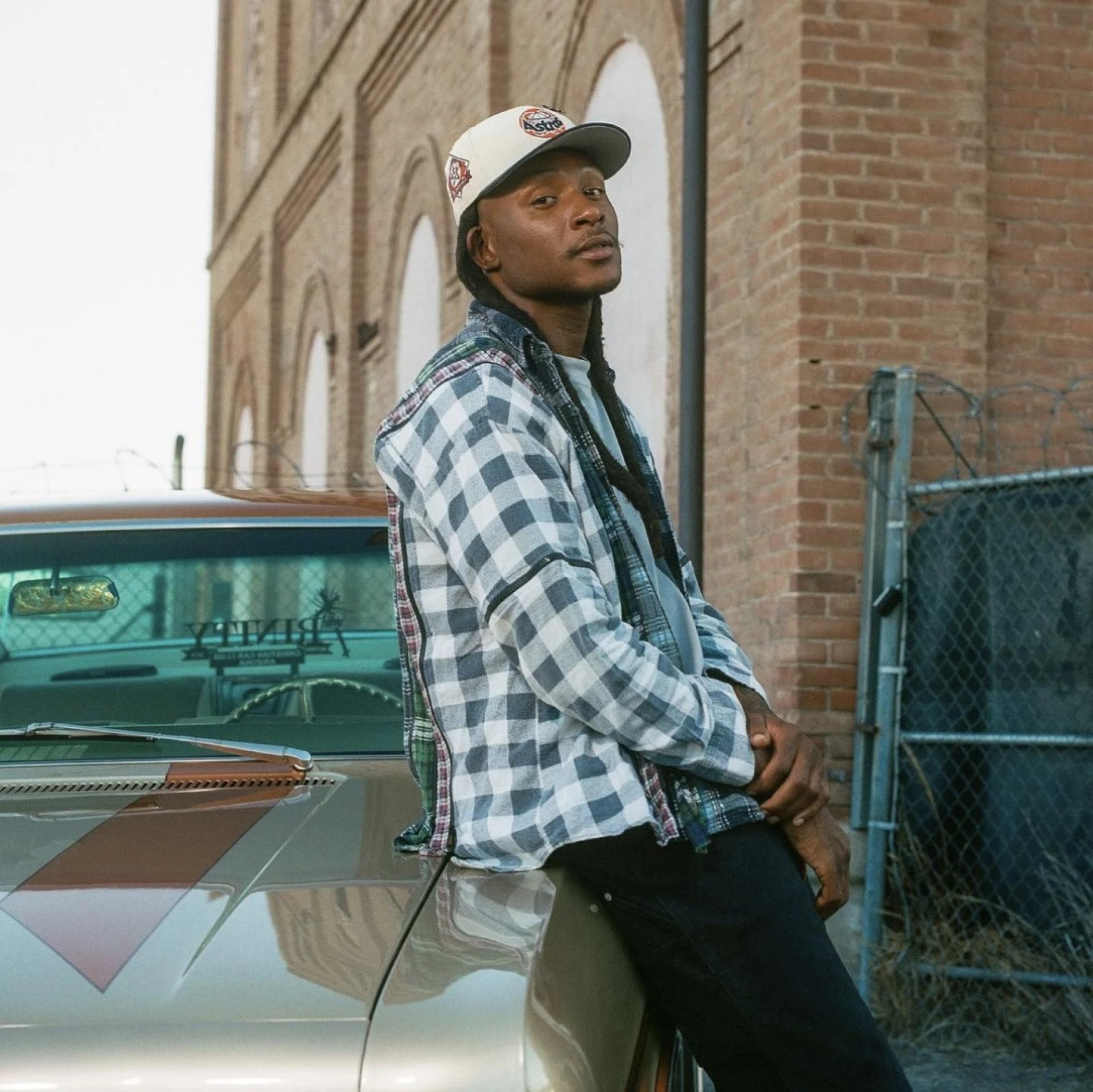 4 Outfits to Wear with Your Favorite Baseball Hat