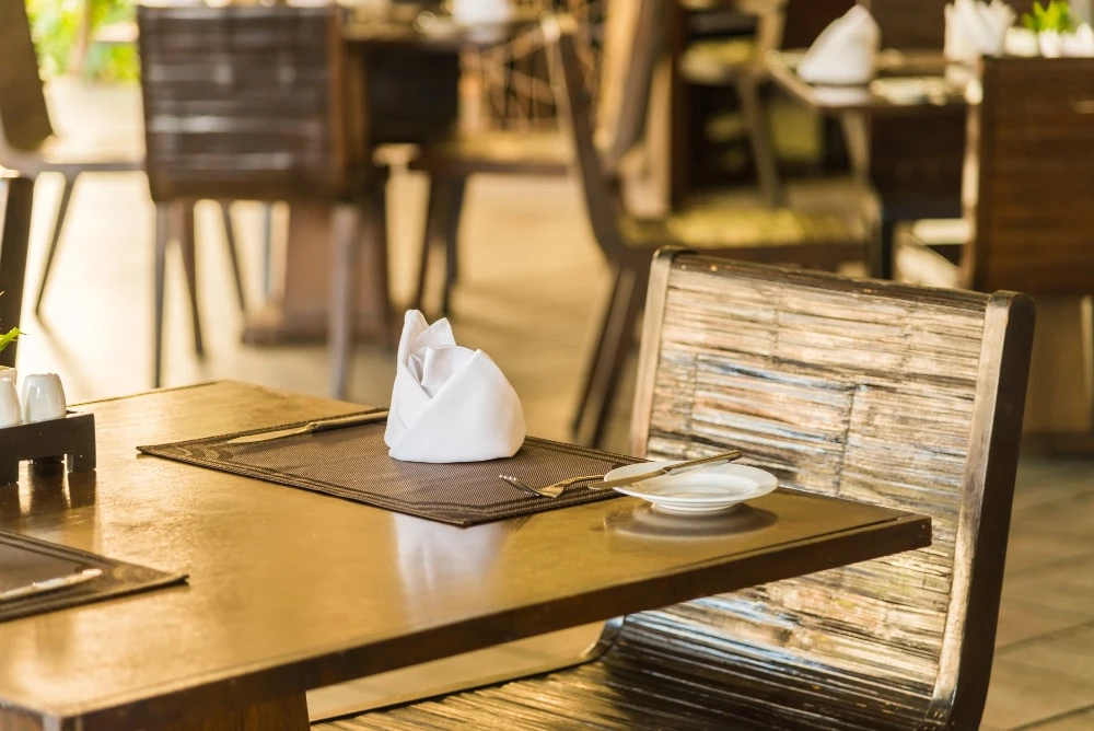 Restaurant Table Reservation Systems: Enhancing Efficiency and Customer Experience