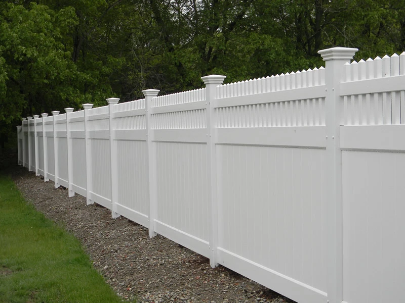 Vinyl Fence Canada: The Perfect Blend of Style and Durability