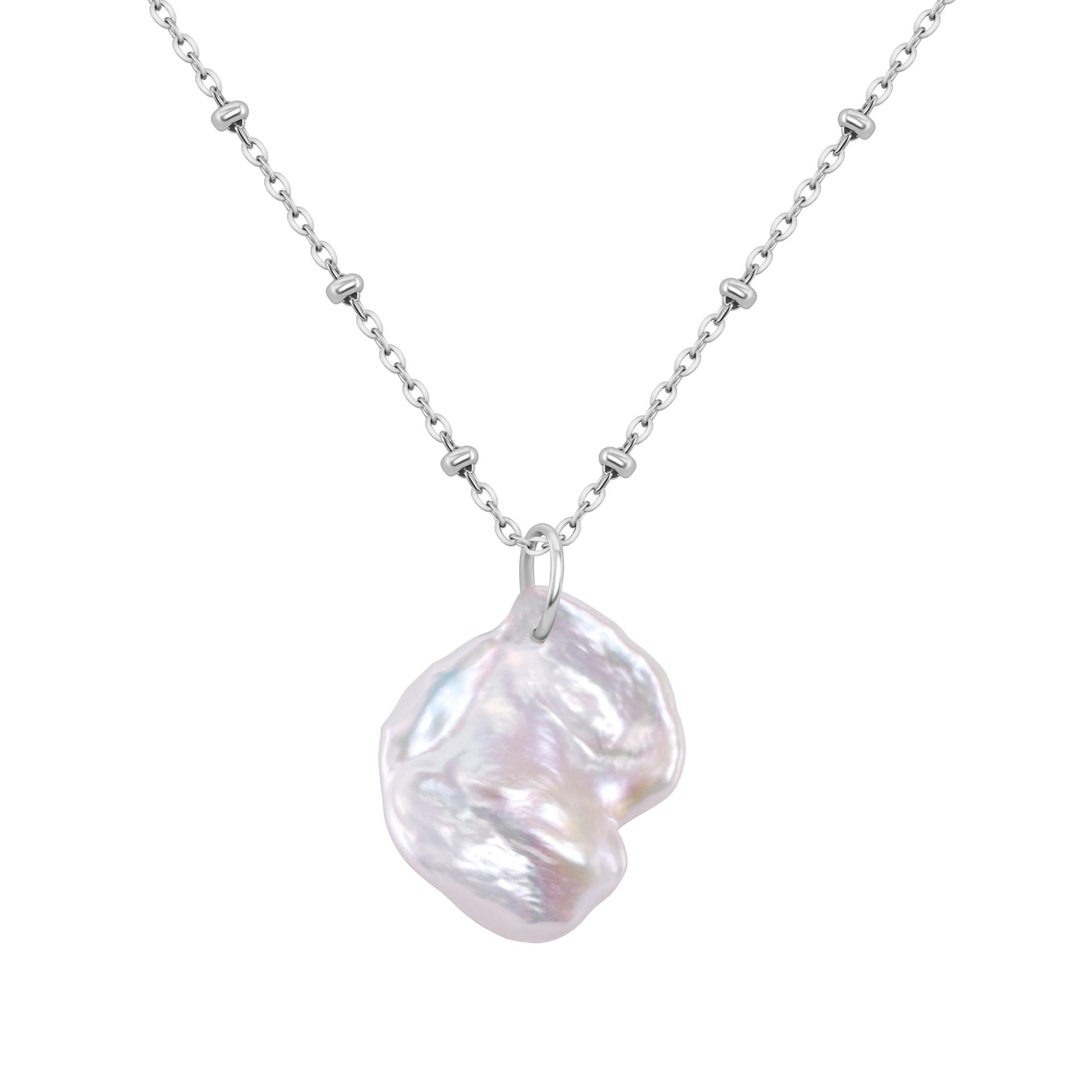 How to Wear a Medallion Necklace: 8 Styling Tips You Need to Know