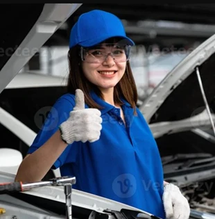 DIY Oil Change vs. Professional Service: Which Is Right for You?