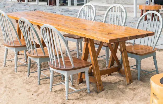 Stylish and Functional: The Advantages of a Teak Outdoor Dining Set
