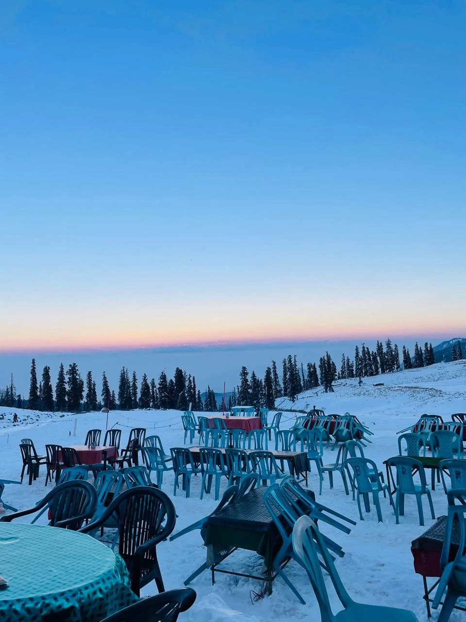 Discover the Beauty of Kashmir: Top Kashmir Tour Packages for an Unforgettable Journey