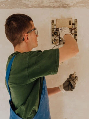 Your Go-To Solution for Electrical Works: Handyman Services in Dubai