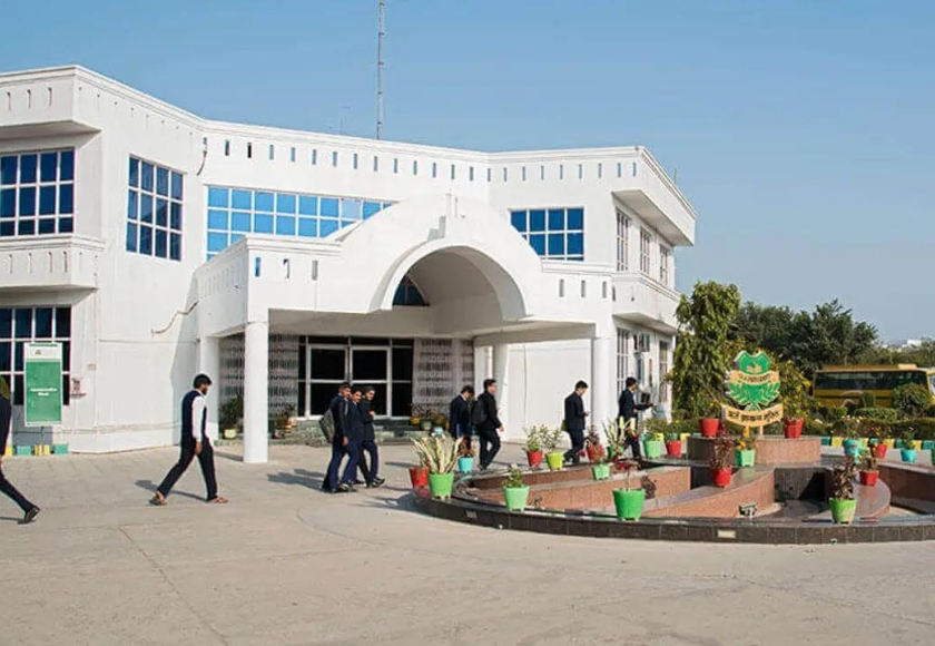 Empowering Learning Anywhere: GLA University Online Education