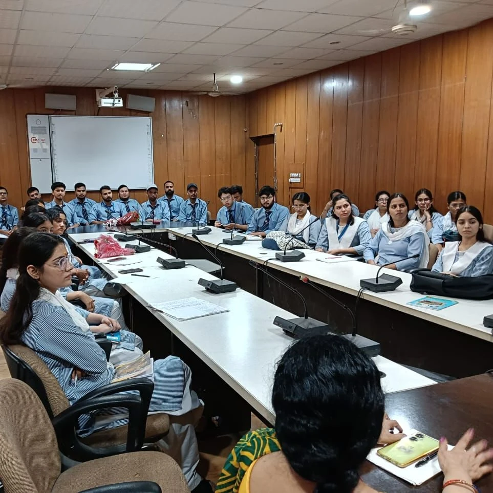 How to Select the Best Course to Boost Your Career and Skills