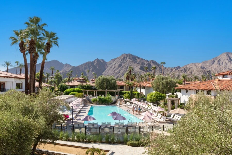 Exploring Gay Massage in Palm Springs: A Desert Oasis for Wellness