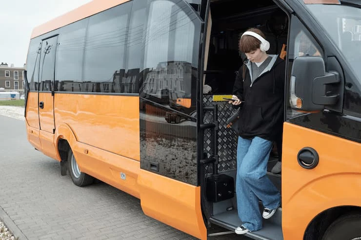 How to Compare Coach Hire Birmingham Prices for the Best Deal