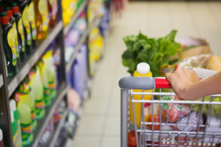 From Checkout to Click-and-Collect: How IT Consulting Can Optimize the Grocery Shopping Experience