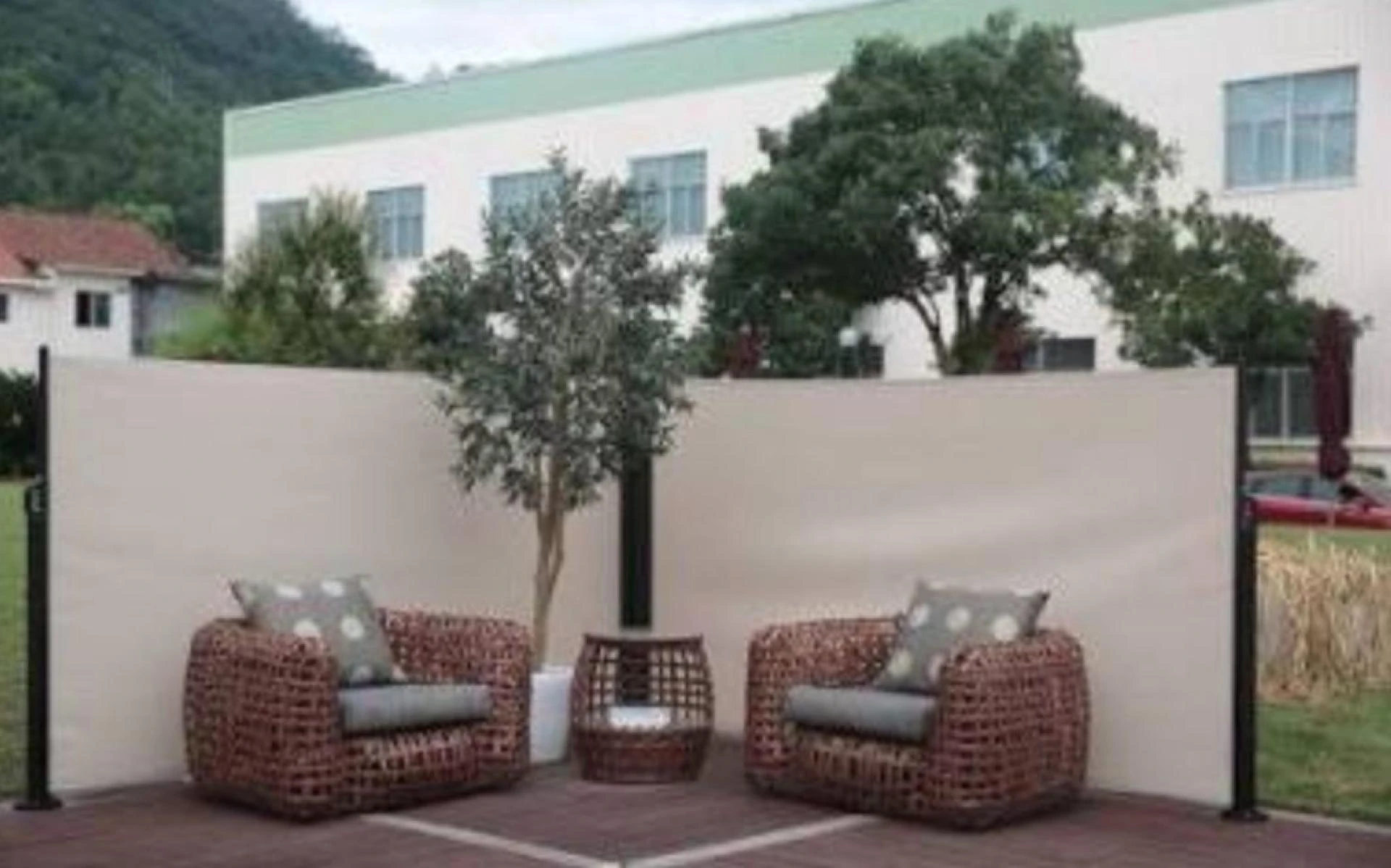 Customise Your Outdoor Space with Premium Deck Solutions