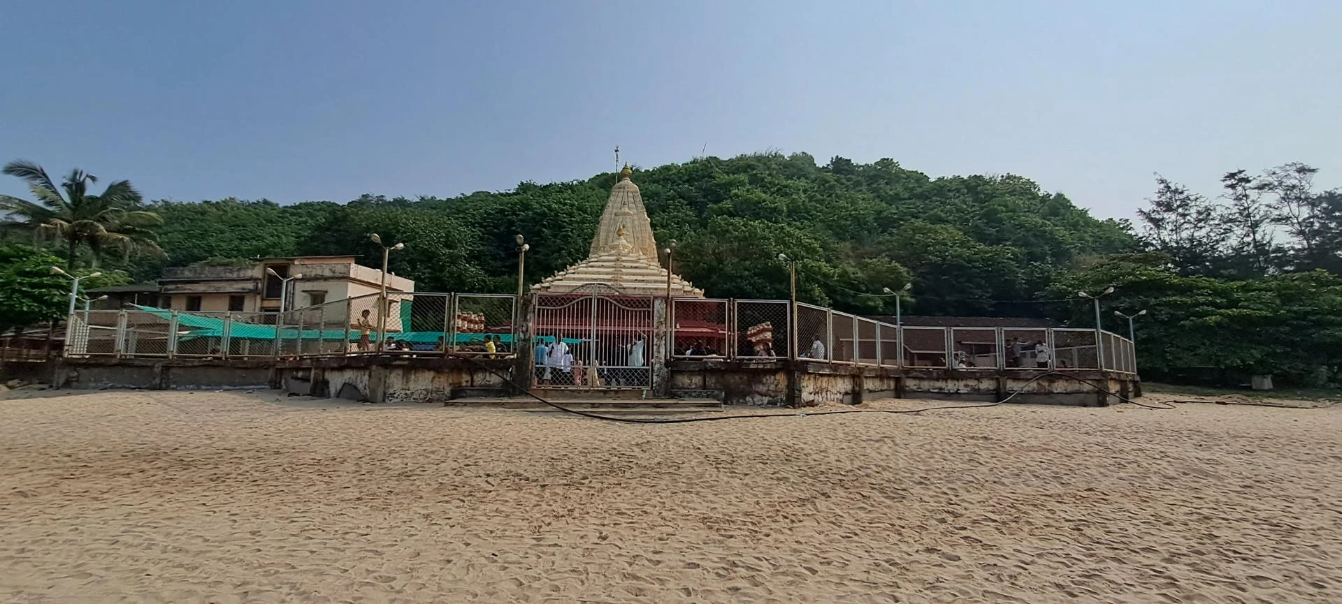 Budget-Friendly Tips for Visiting Ganpatipule Temple