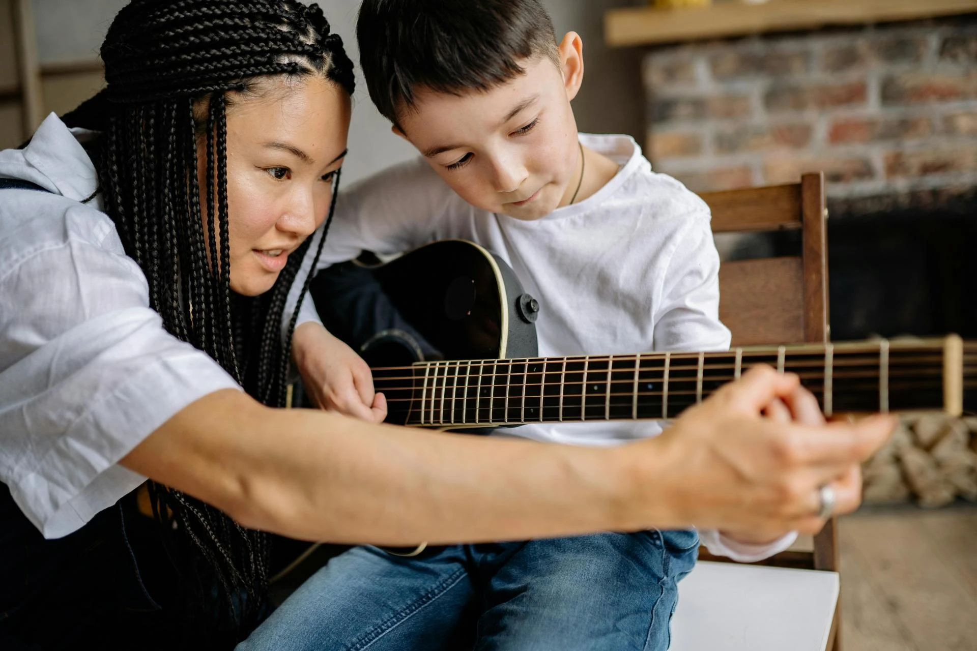 Harmonizing Tradition and Technology: How Digital Tools Are Revolutionizing Music Education