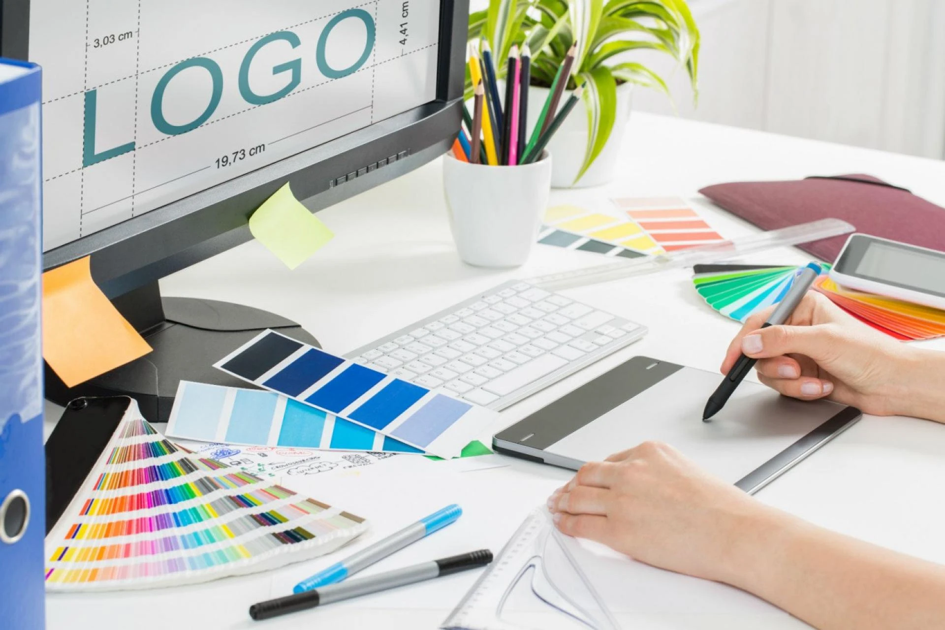Unlock Your Creative Potential with Graphic Designing Courses in Lahore