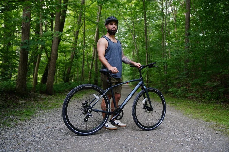 4 Tips for Biking with Your Dog