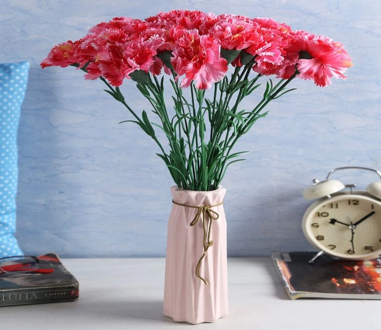 How Artificial Flowers Can Transform Your Wedding Decor