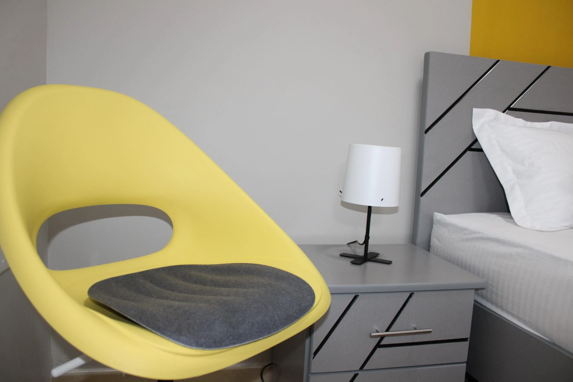 Top Tips for Choosing the Best Hostels in Dubai for Travellers