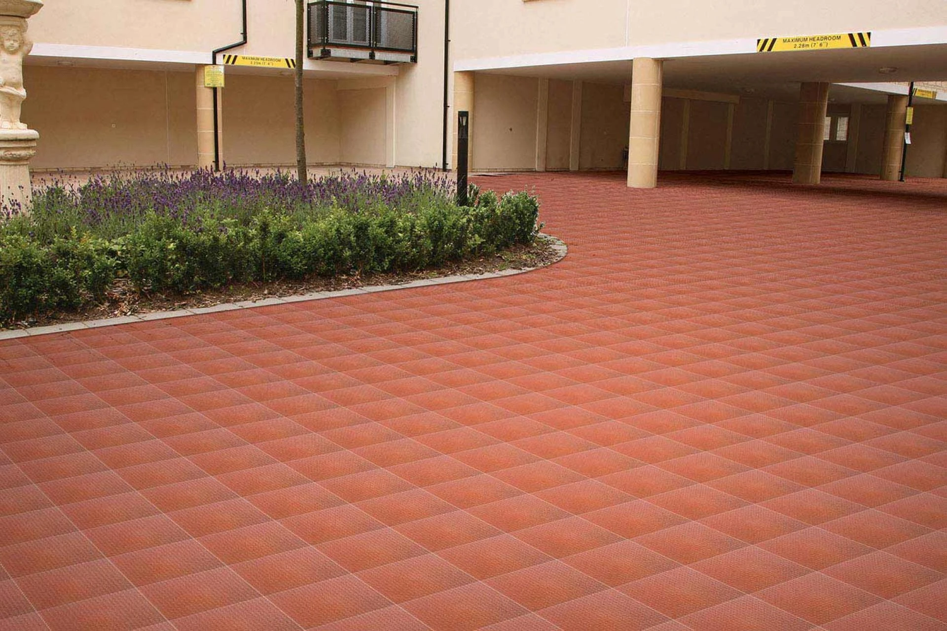 How to Choose the Best Parking Area Tiles for Heavy Traffic