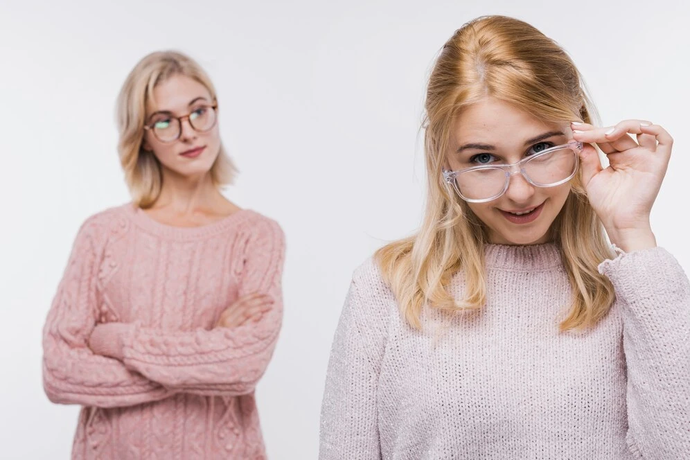 Contact Lenses vs. Glasses: Which Is Right for You?