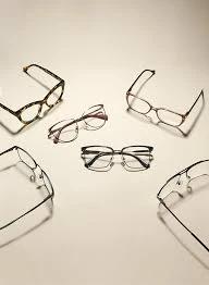 Stay Stylish and Comfortable with Customizable Women’s Glasses