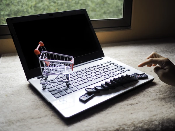 Maximize Your Amazon Success with Featured Offers