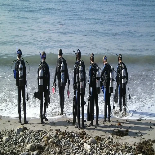 Teaching Kids to Explore Underwater