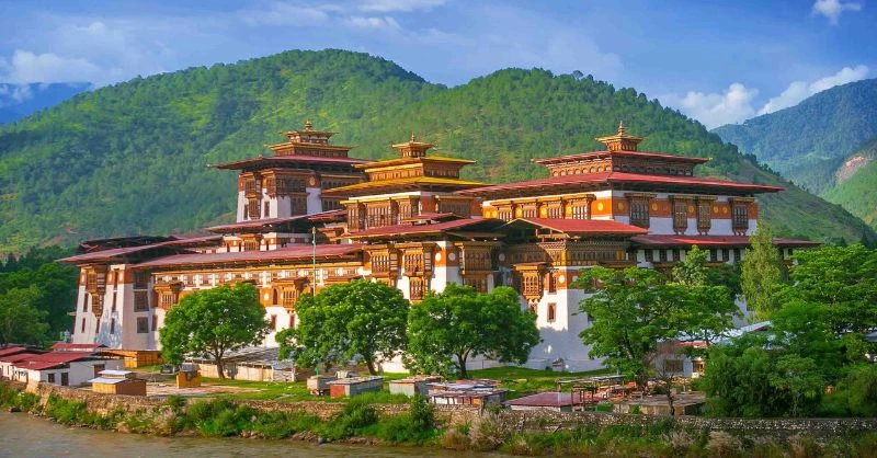 Book Bhutan to Mumbai Tour Packages 