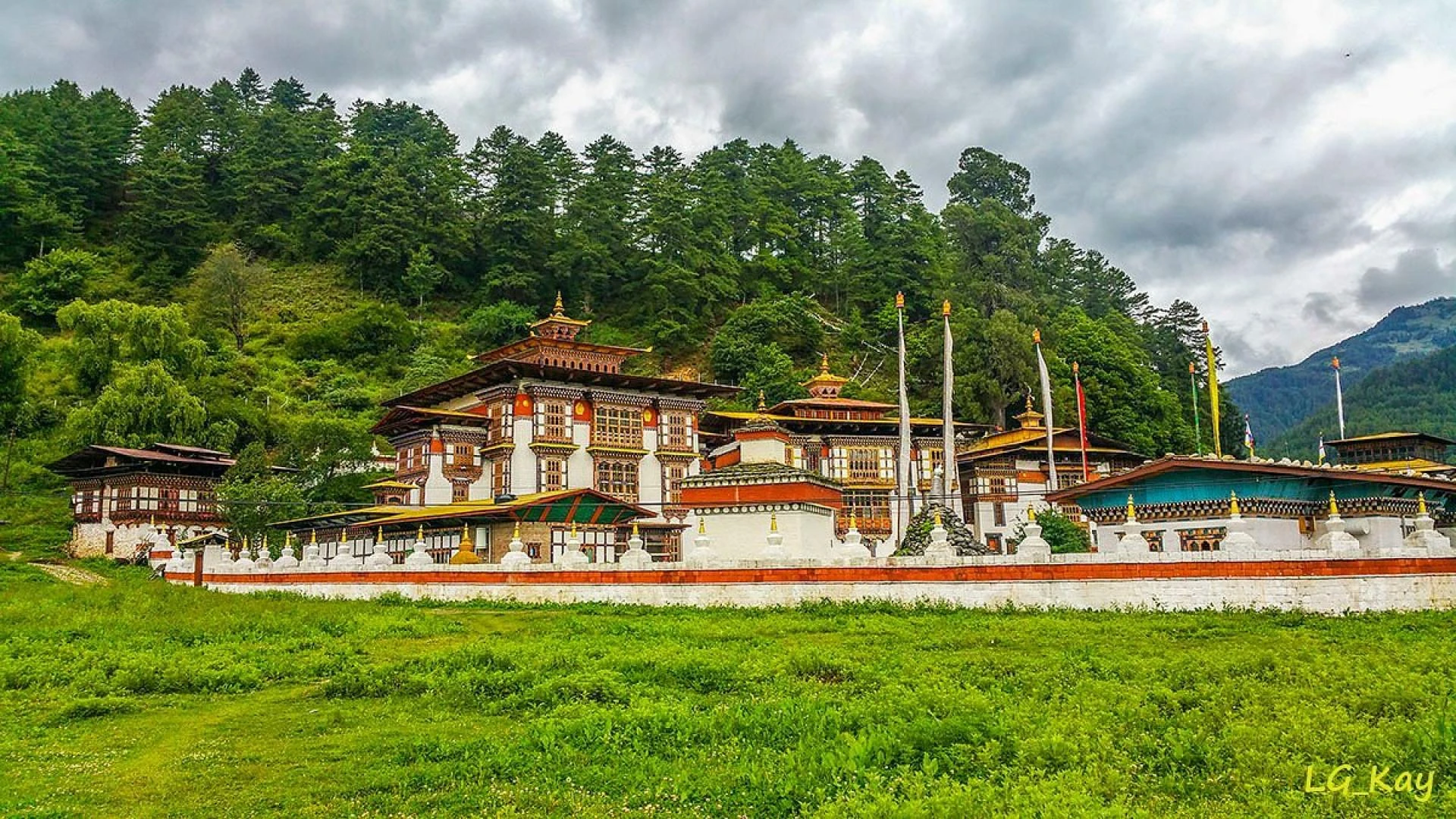 Best Time to Visit Bhutan: A Season-by-Season Guide