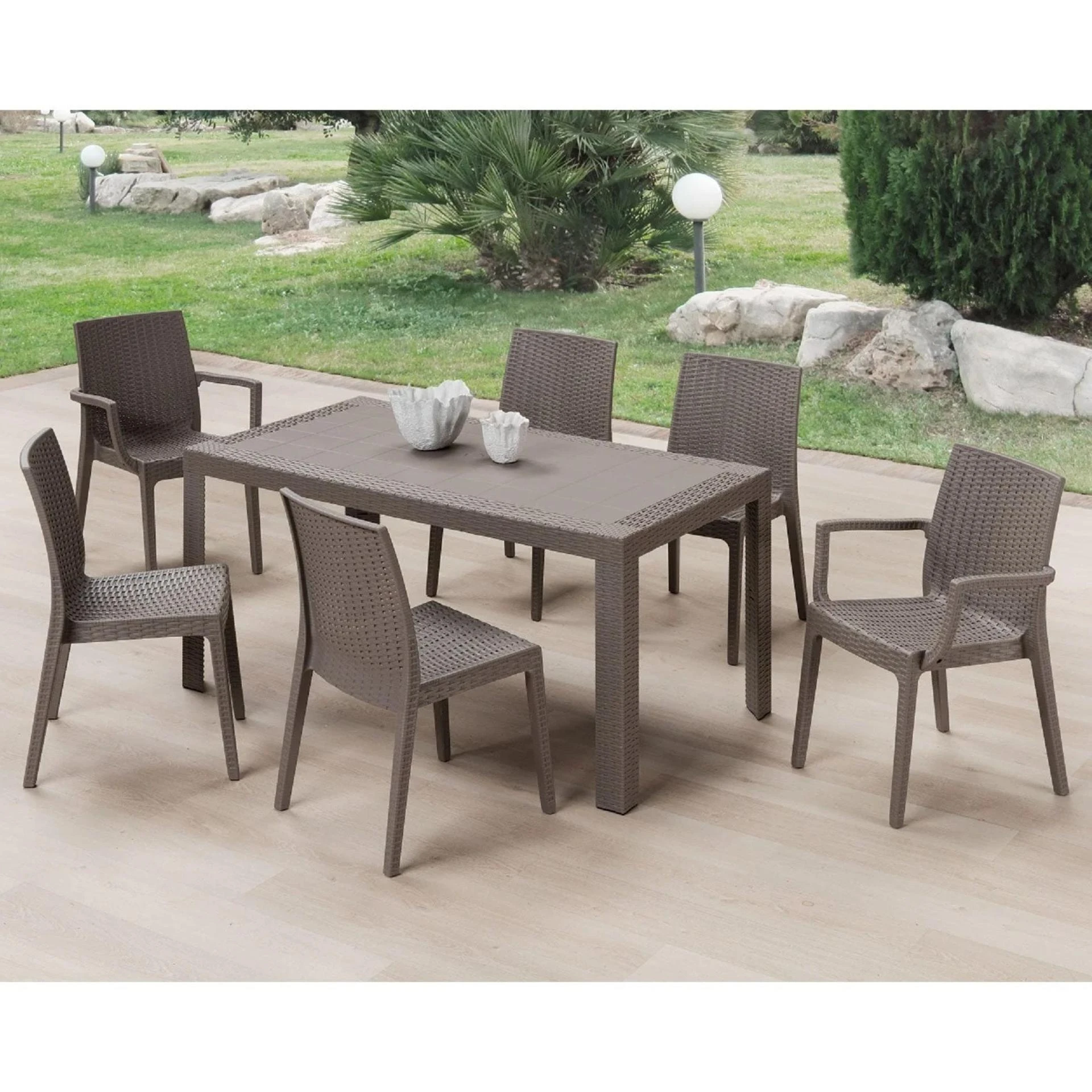 Choosing the Right Dining Table for a Modern Home