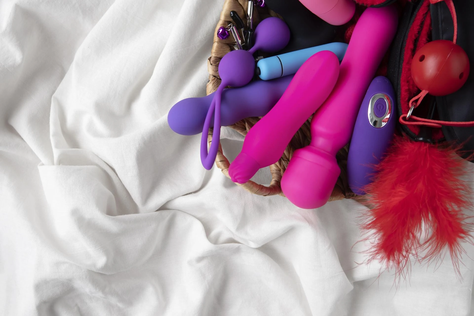 Exploring the Benefits of Sex Toys for Women: A Wholesale Guide