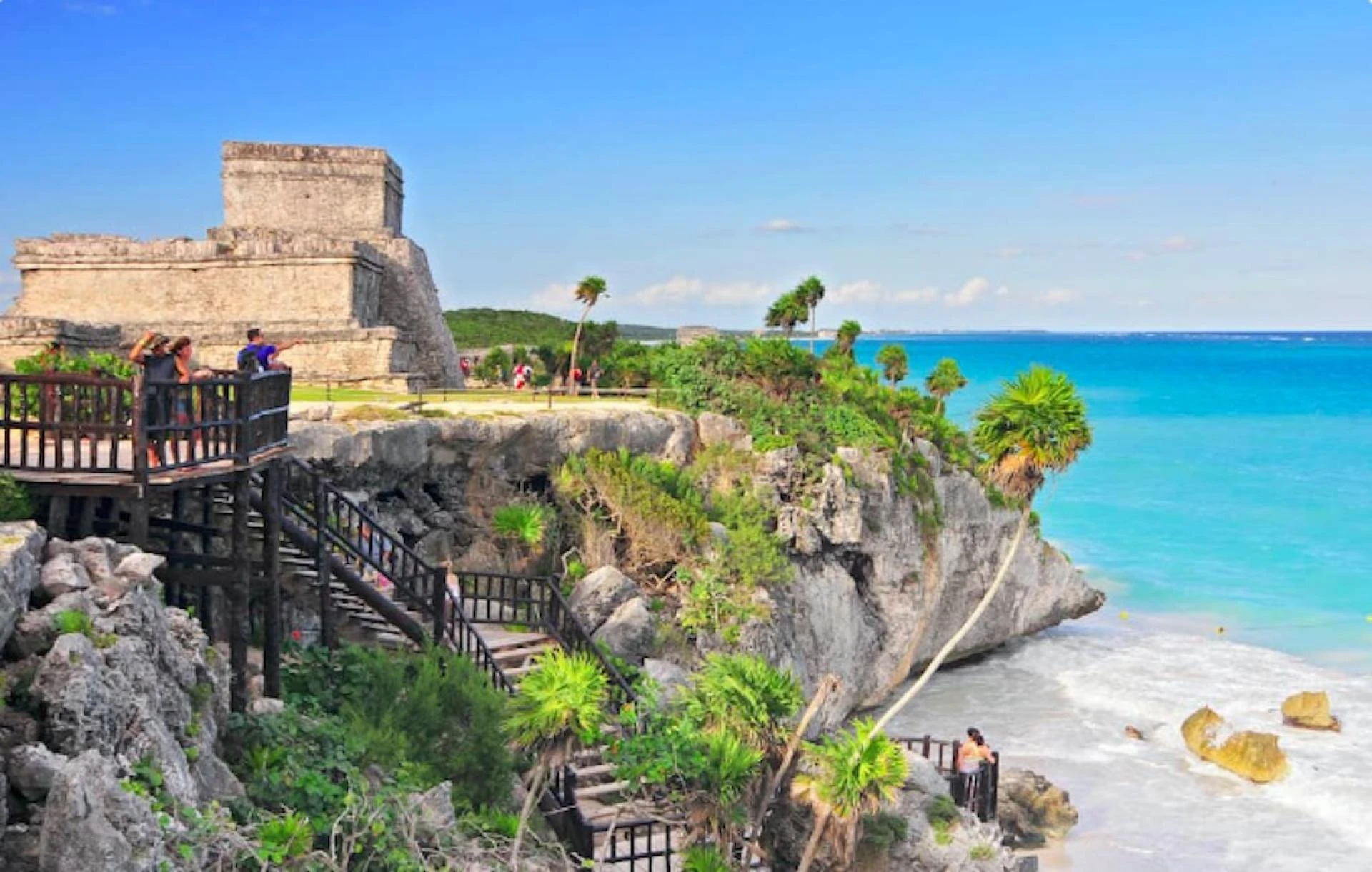 Seamless Airport Transfers with Travicons: Your Gateway to Cancun