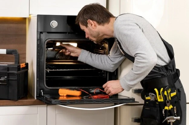 Signs That You Need a Specialist in Oven Repair