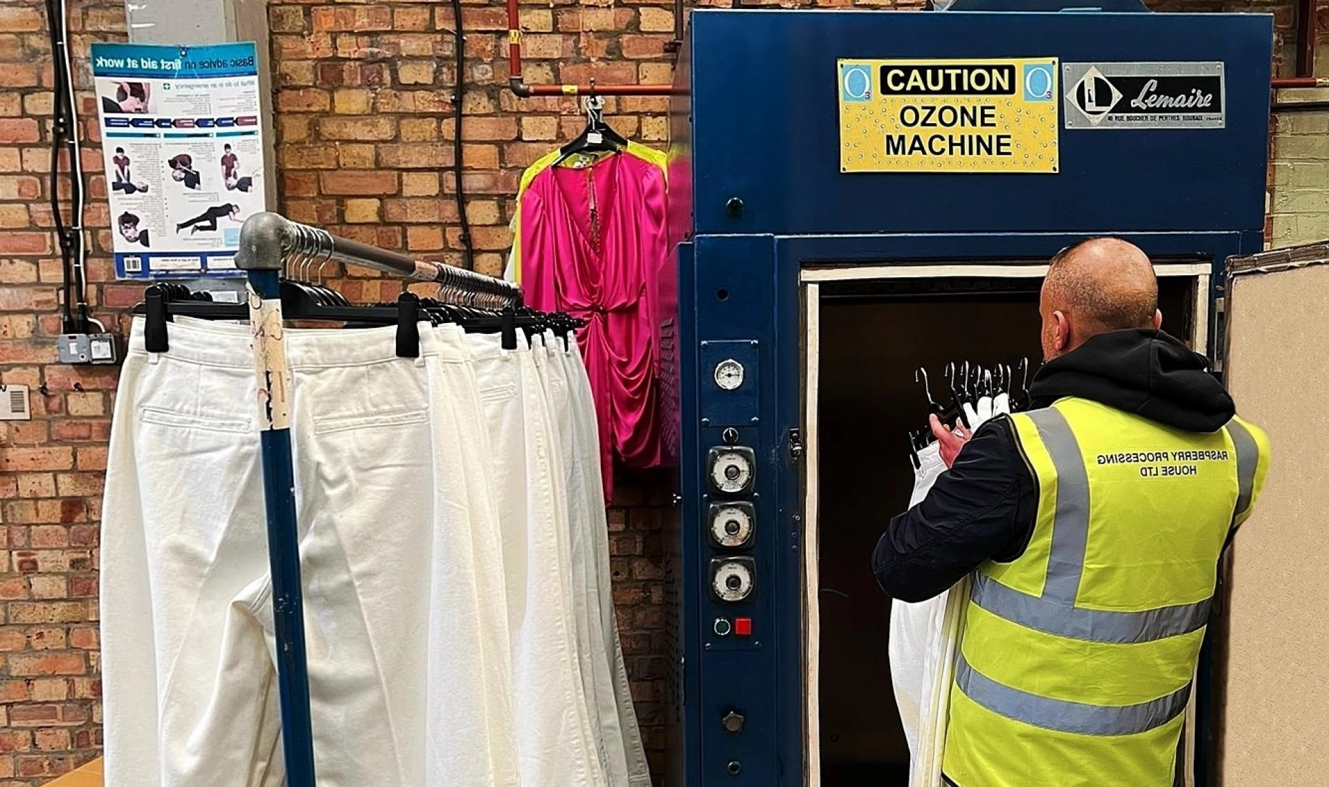 The Importance of Professional Garment Pressing in the Fashion Industry