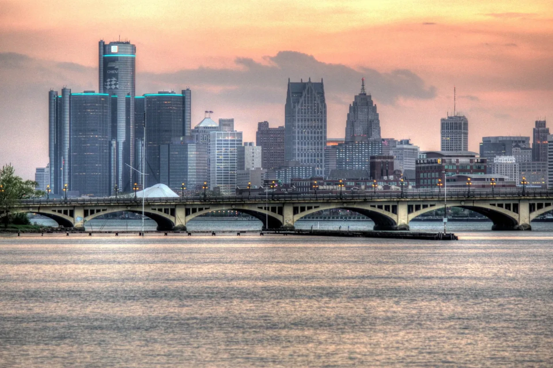Looking for a Detroit Real Estate Company? Here’s What to Know