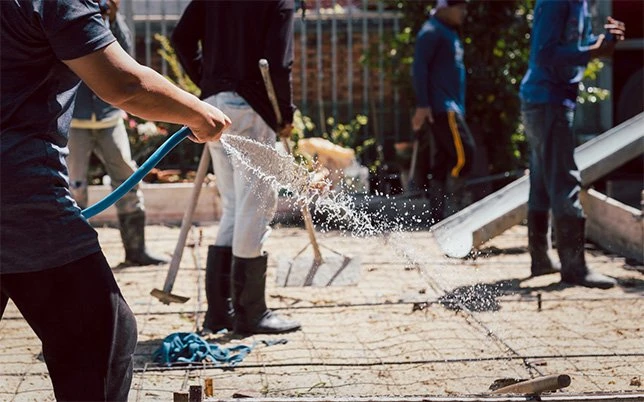 Choosing the Right Commercial Concrete Contractors for Your Business Needs