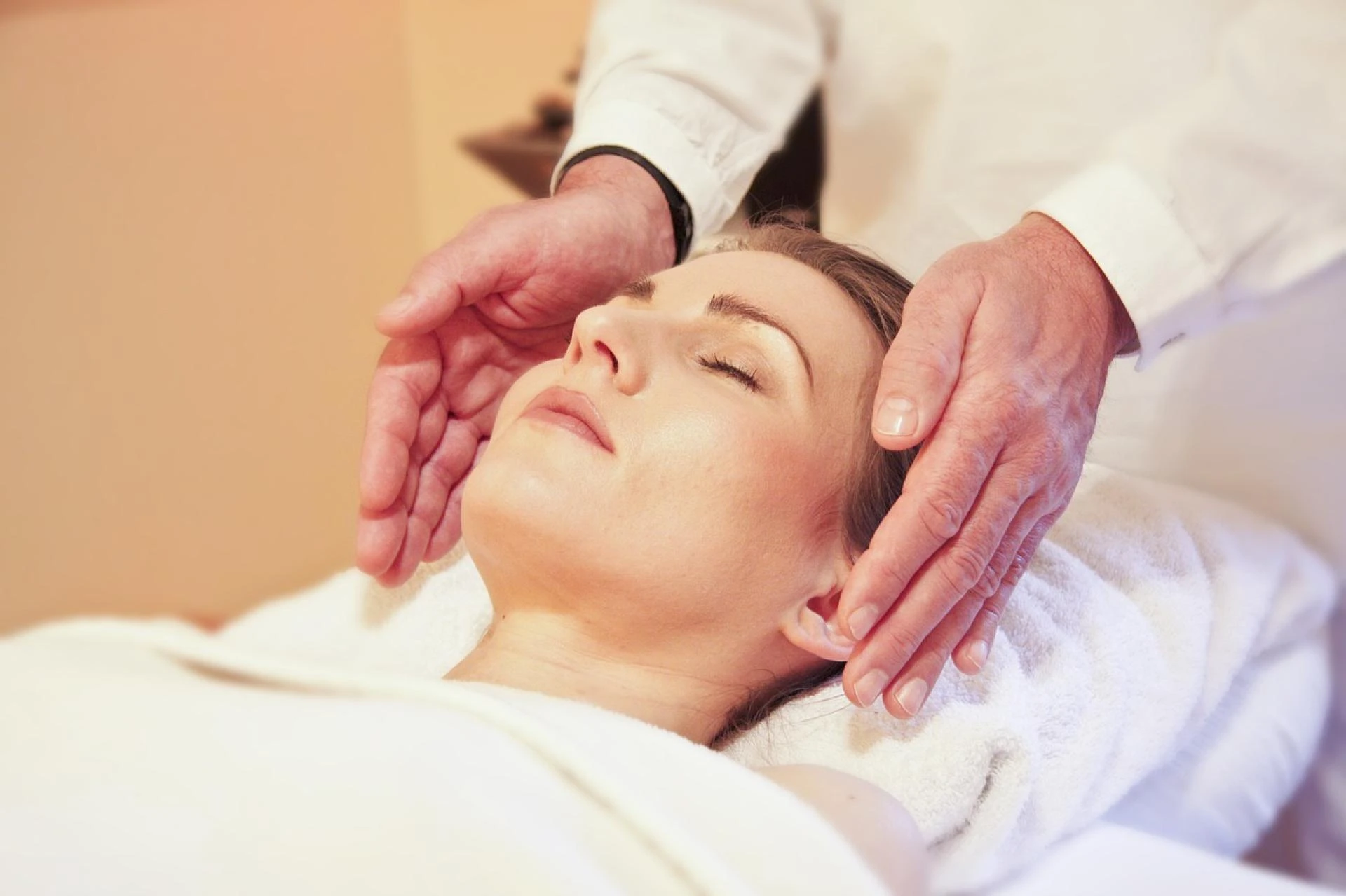 Reiki Training Online – Become a Certified Healer from Home!