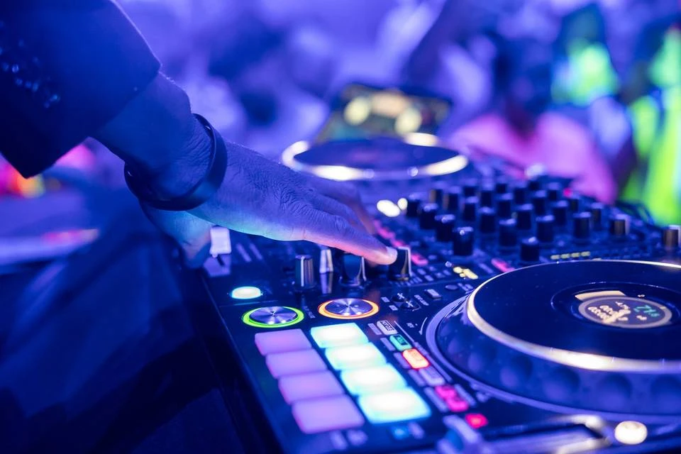 DJ Services in Halifax: A Comprehensive Guide to Finding the Perfect DJ for Your Event