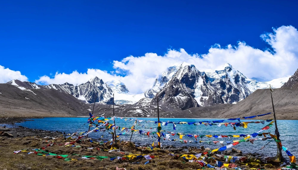 Book 2N 3D North Sikkim Package Tour