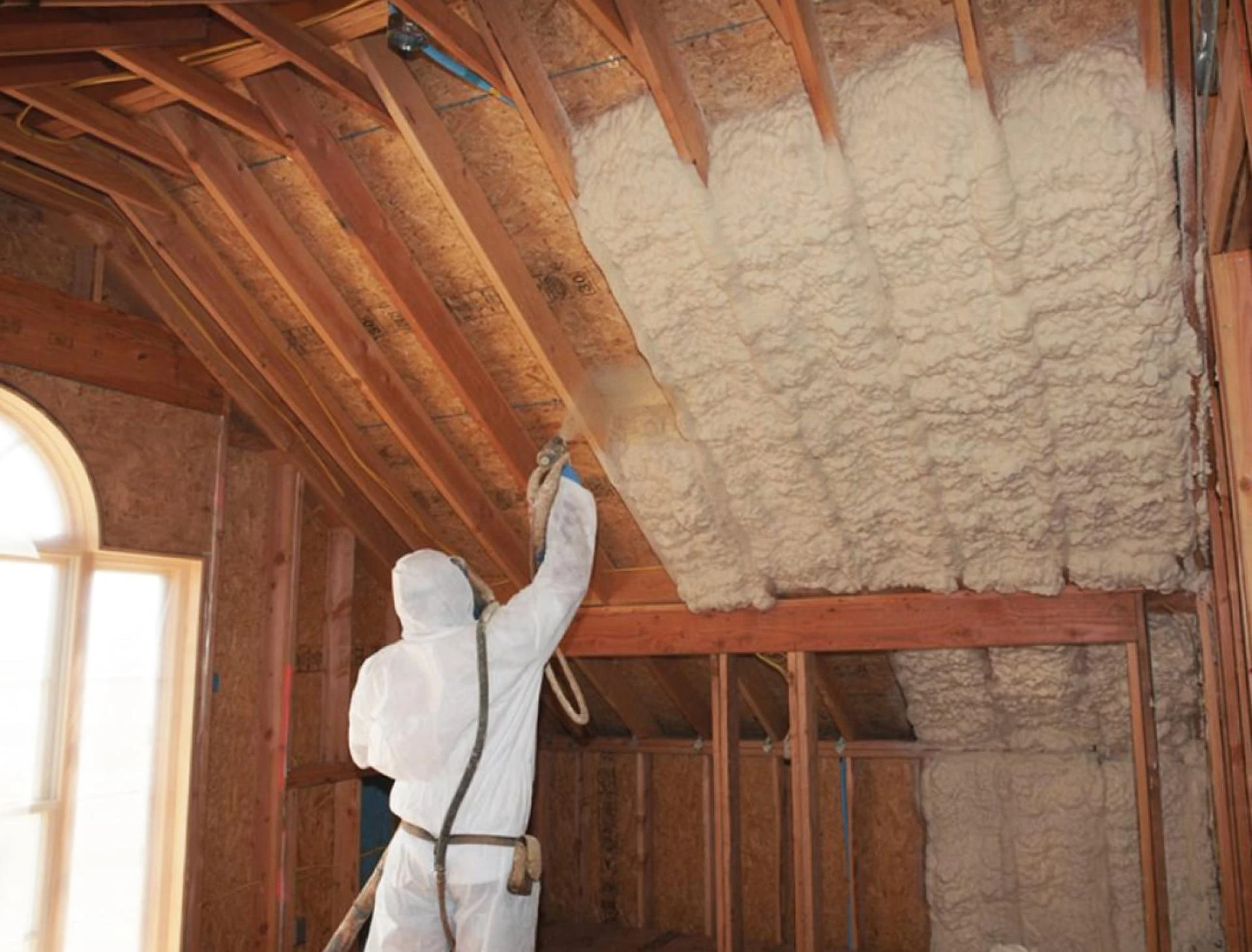 Spray Foam Insulation Services: The Best Solution for Energy Efficiency