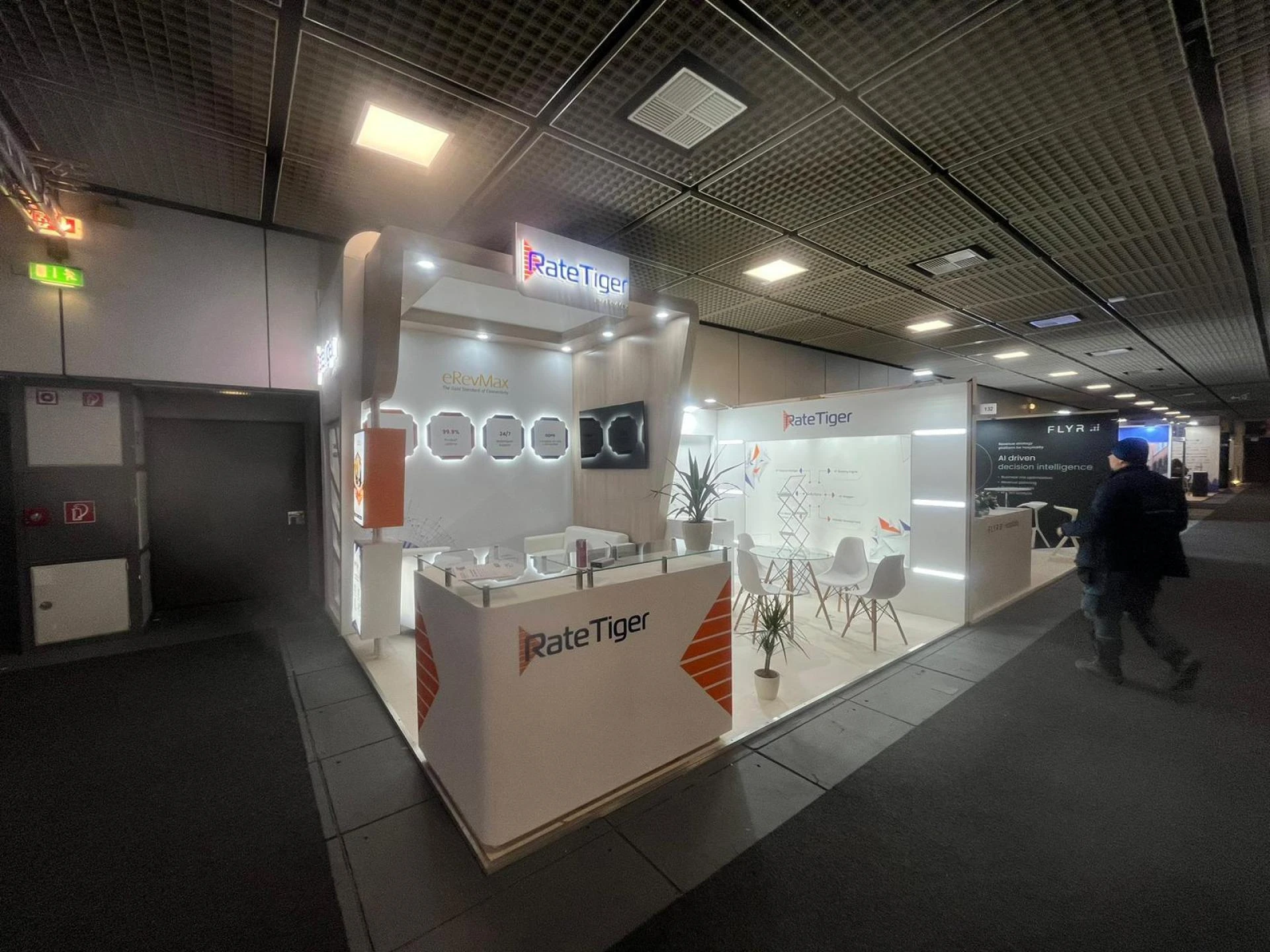 How Do Trade Show Booth Rentals Benefit Your Brand?