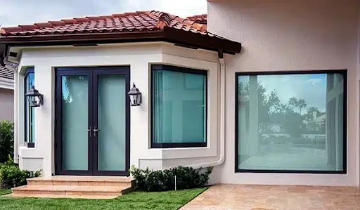 What to Look for When Buying High-Quality Hurricane Windows
