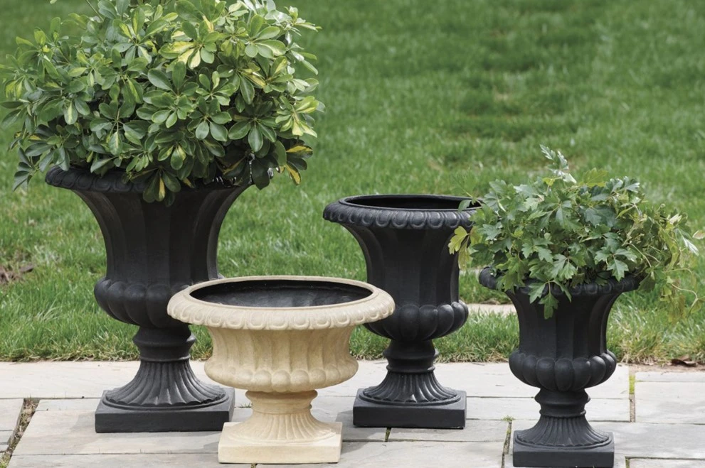 How to Use Urns and Planters for Vertical Gardening