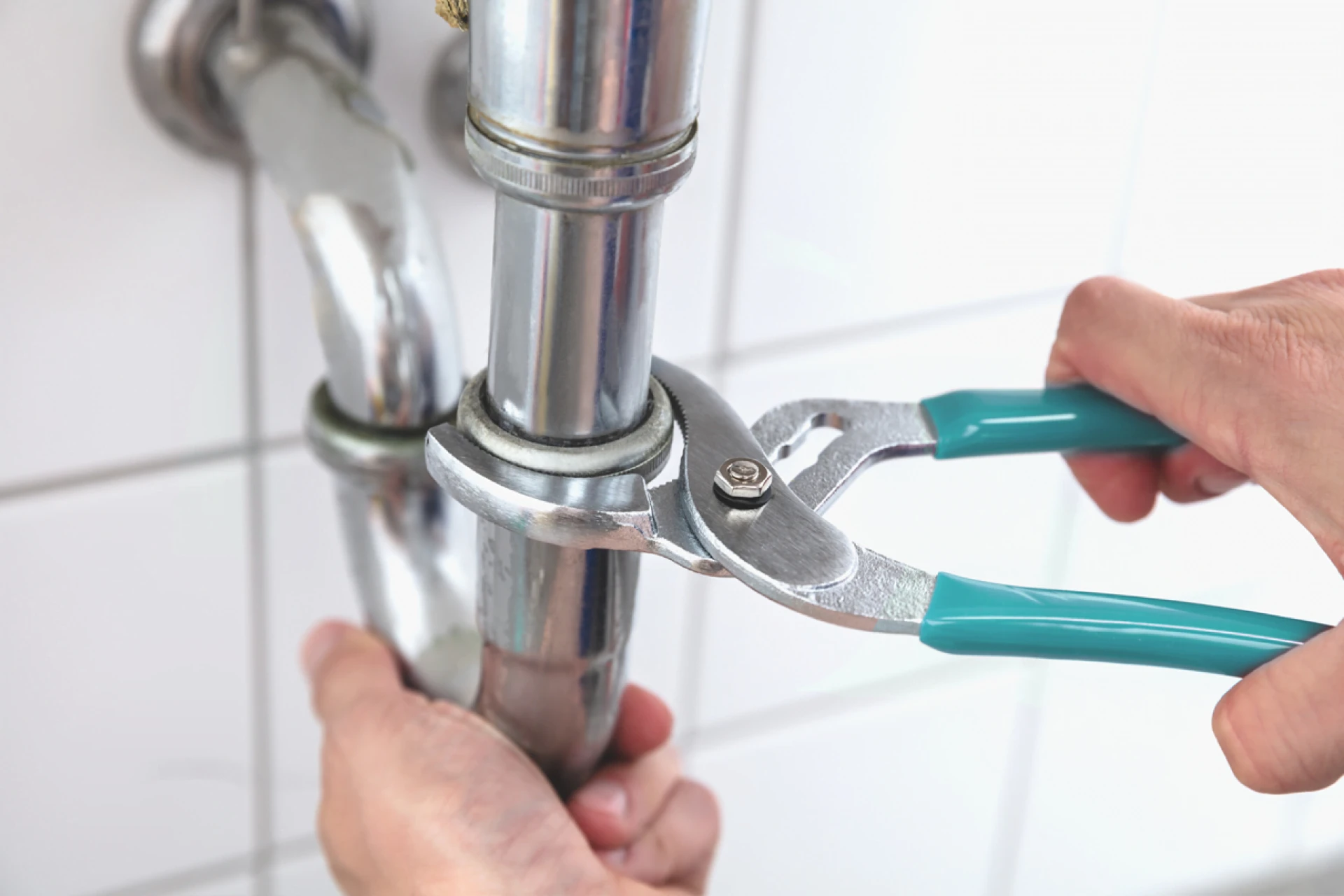 Common Plumbing Problems in Glendale, AZ and How to Fix Them