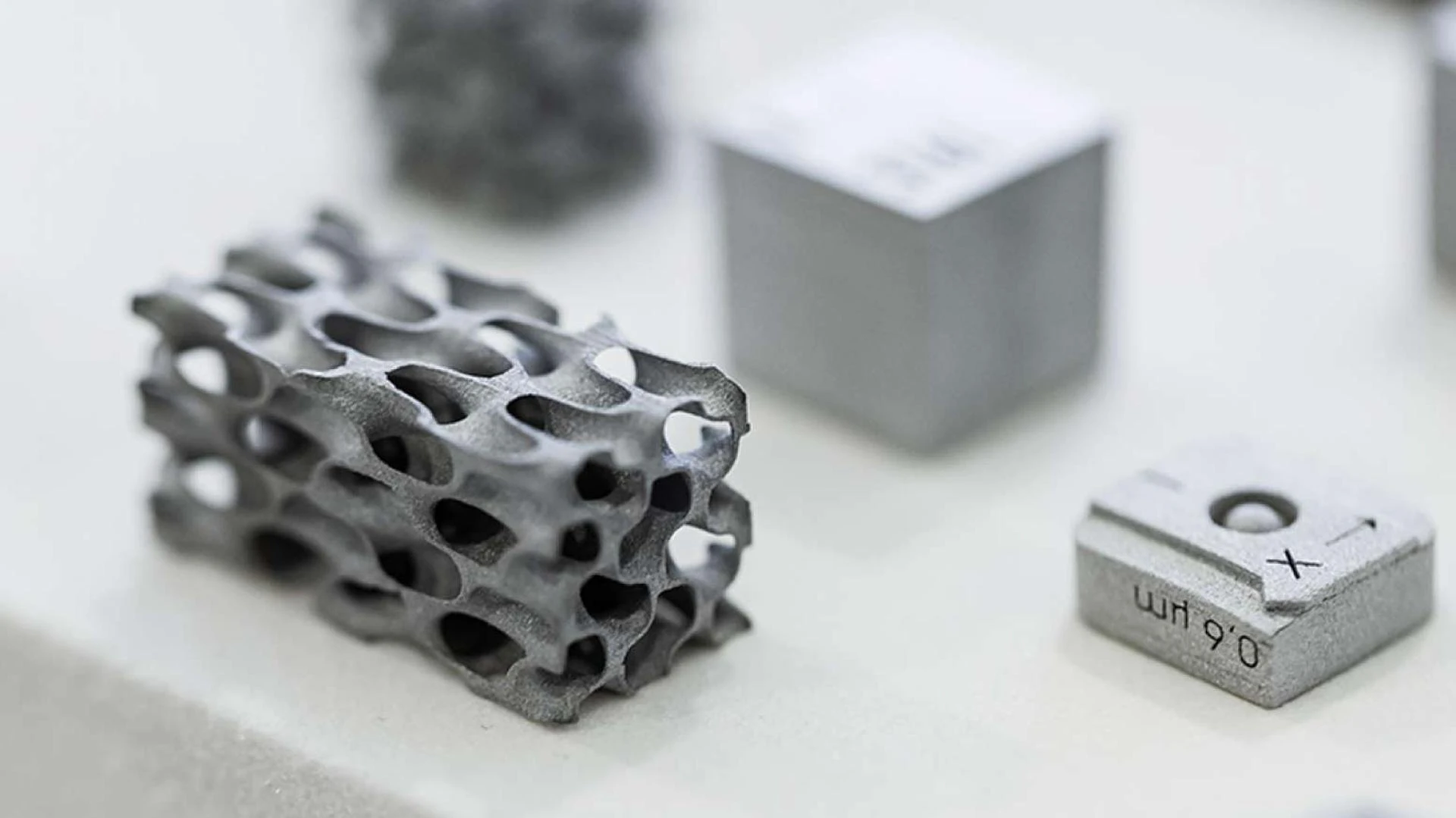Wie funktioniert das Metall-Binder-Jetting?