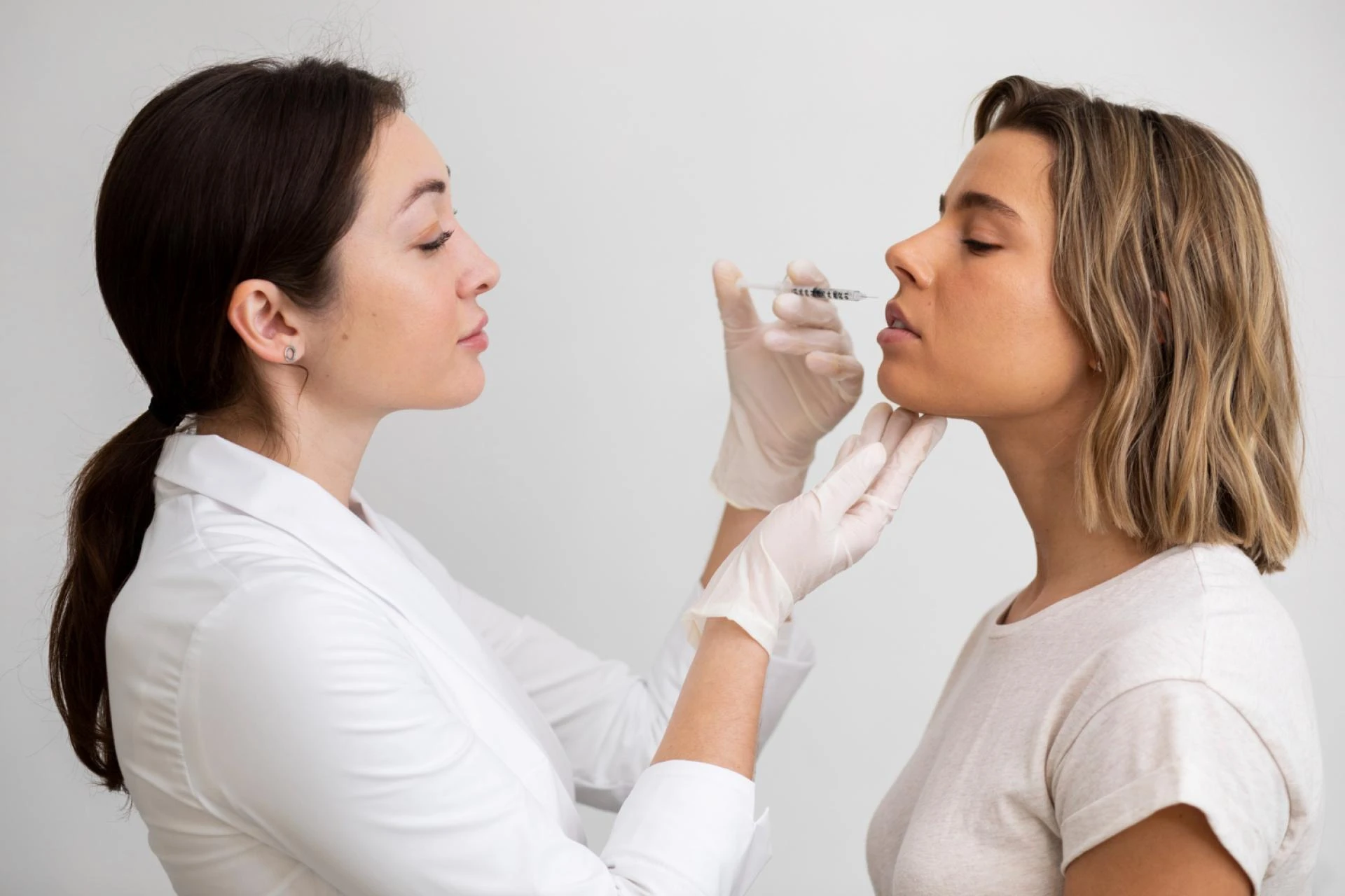 Chin Filler Sydney – The Non-Surgical Way to a Sculpted Look