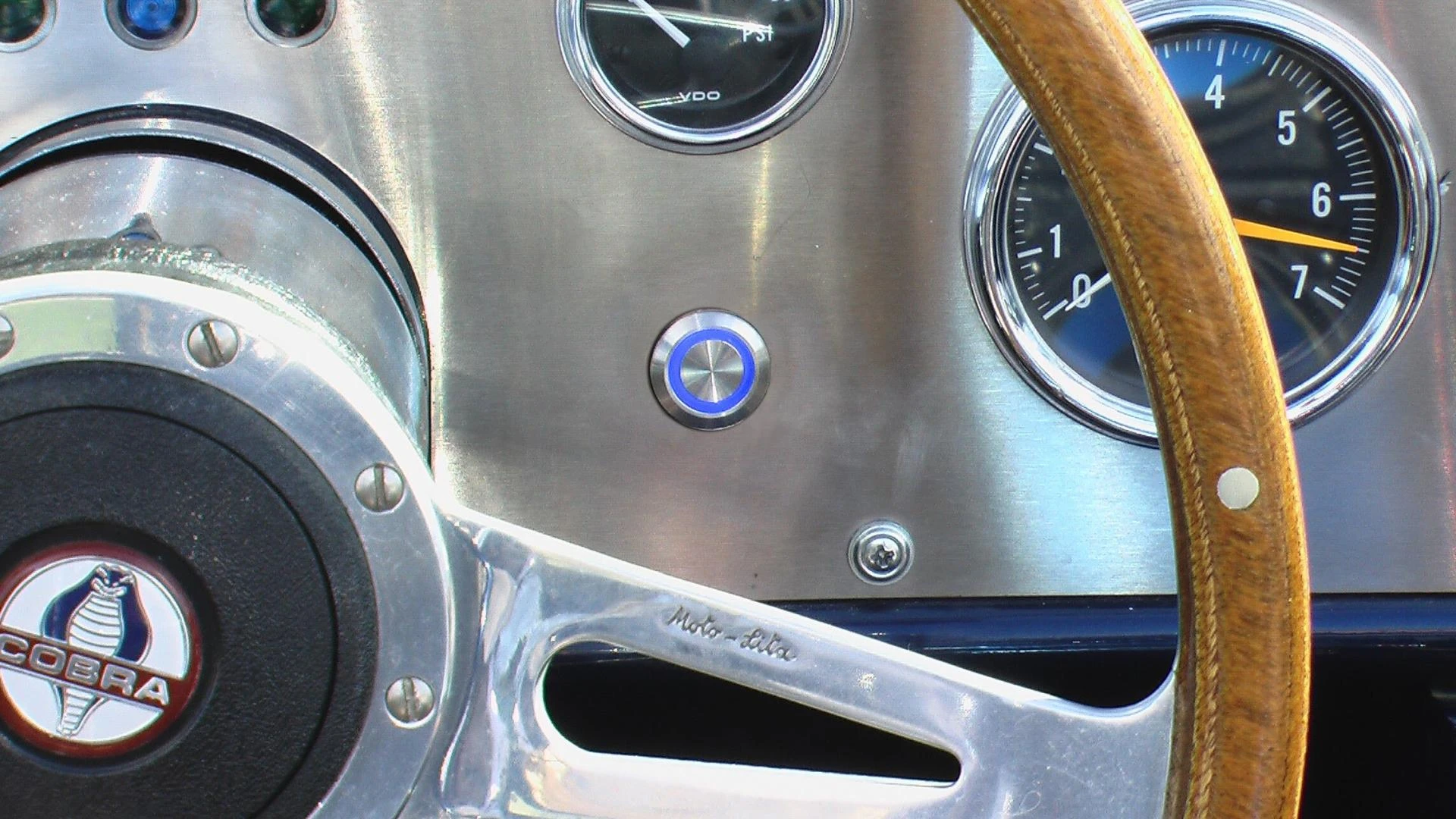 Three Reasons to Choose Keyless Ignition Systems from Digital Guard Dawg